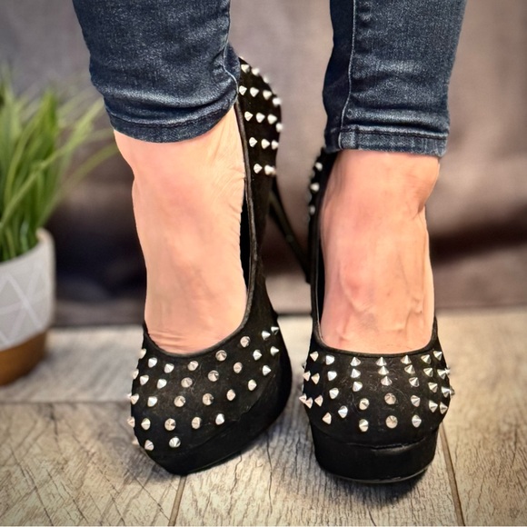 Shoedazzle Black Velvet and Silver Spiked Stilettos - Picture 3 of 10